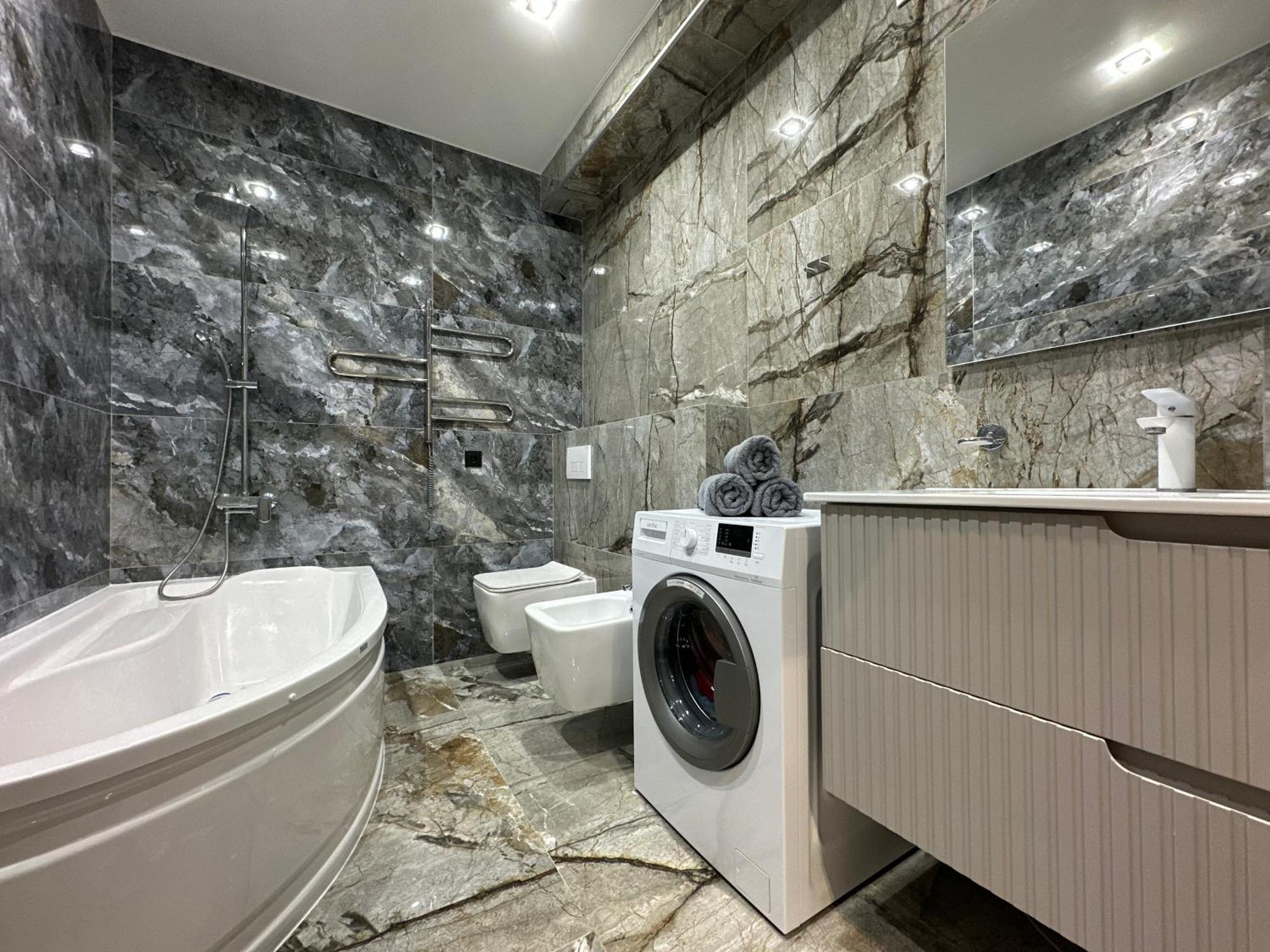 Modern Penthouse With Panoramic View Royal Braus Daire Kişinev